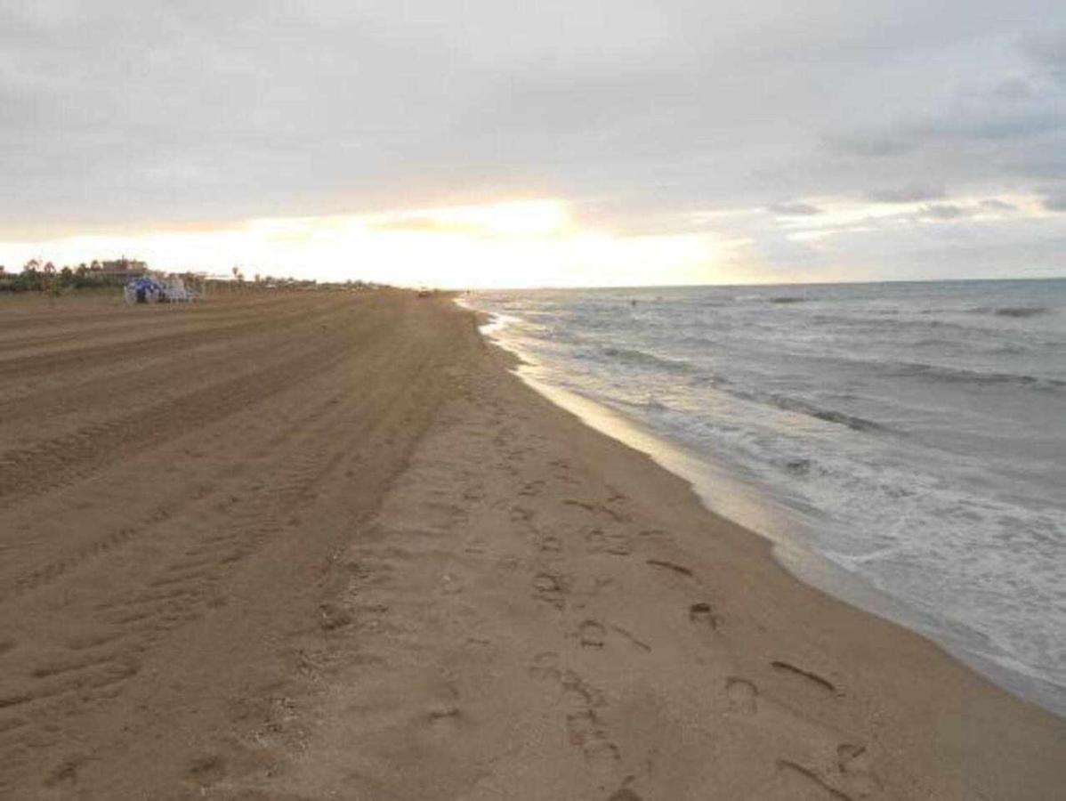 Apartment La Gavina Beach Barcelona Airport Gava Luaran gambar